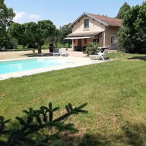 A La Campagne Avec Piscine Appartement